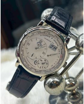 A. LANGE & SÖHNE Lange 1 Time Zone 116.039 / LSLS1163AM